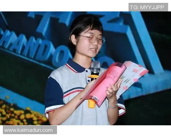 赵丽独家揭秘足球技巧与心得分享助你提升球技与战术理解